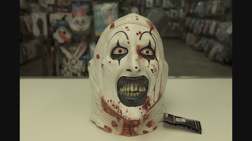 Load video: Bloody Art the Clown Mask